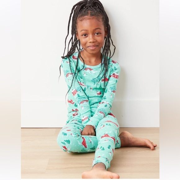 PrintFresh Other - NWT PrintFresh Kids Winter Wonderland Christmas Holiday Cotton Pajama Set - 6